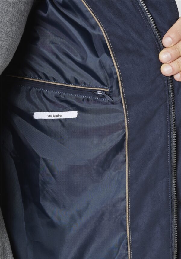 S4 Soft Quilted Dark Blue Casual Jacket With Detachable Faux Fur Collar. - Image 5